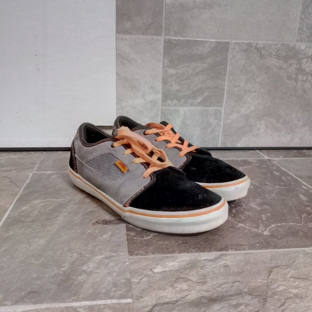 Vans Lace Up Low Top Skateboarding Sneakers 6.5